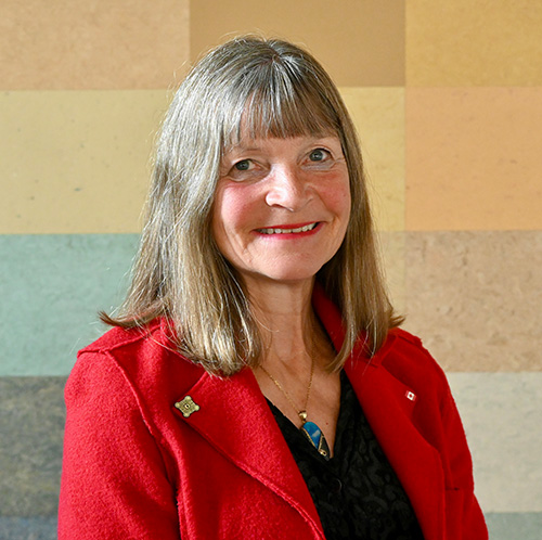 Portrait von Bettina Zydatiß, 2026