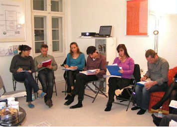 Gordon-Elterntraining im Seminarraum in Berlin-Tempelhof